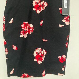 NWT RW&CO. Floral Pencil Skirt Black Red Stretch Lined Size 4 Party Office $89